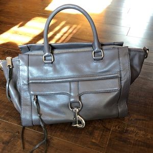 ⬇️PRICE DROP Rebecca Minkoff leather Purse👀